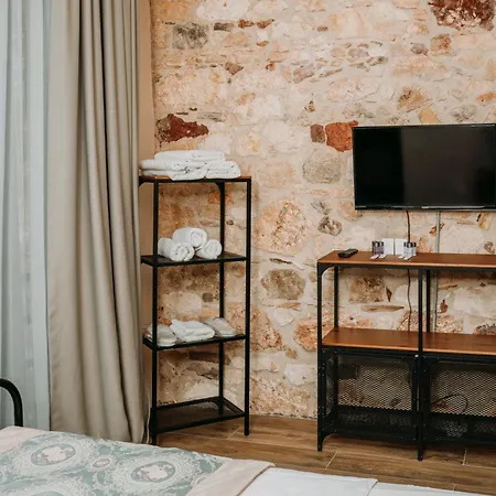 Szálloda Nill's Stone House *